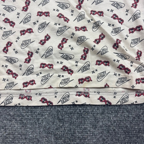 NIKE Women’s The Nike Tee Sunglasses/logo Tee Short Sleeved size: Medium - Picture 3 of 7